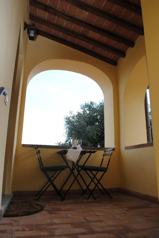 Agriturismo Fattoria Di Malavolta Firenze Kültér fotó